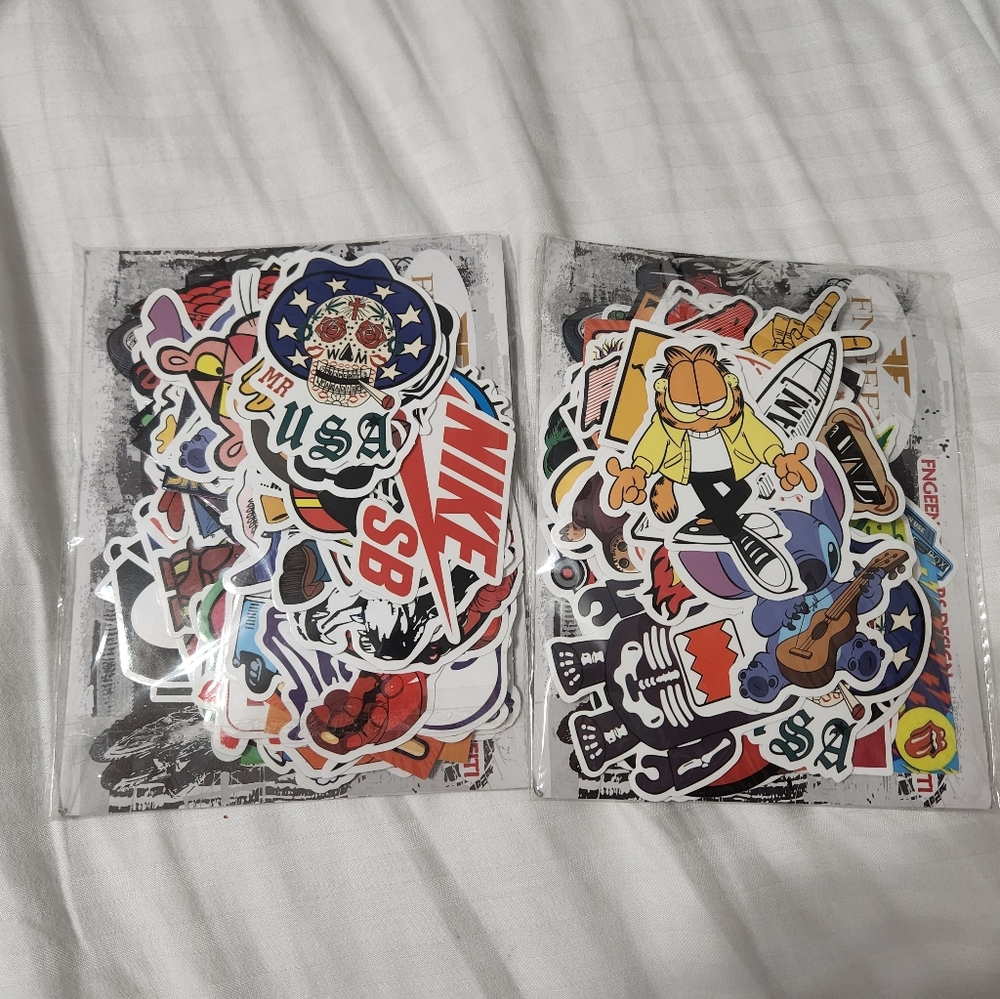 2 mystery sticker packs